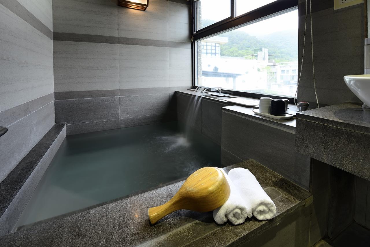松語墅溫泉居 Pine Hot Spring Acomodação com café da manhã Jiaoxi Exterior foto