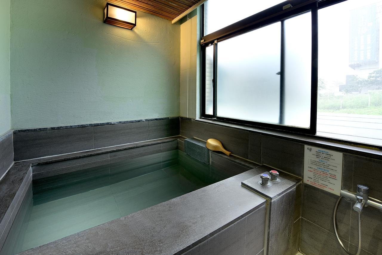 松語墅溫泉居 Pine Hot Spring Acomodação com café da manhã Jiaoxi Exterior foto